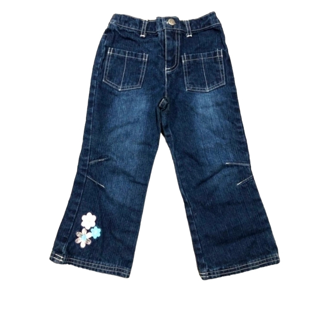 5/$25 Young Hearts size 3T jeans with flower graphics